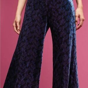 Anthropologie, Maeve velvet wide leg, blue & black zip on the side-size 8 pants